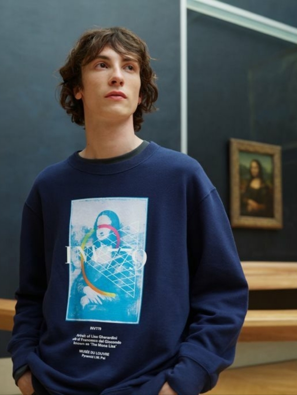 UNIQLO Archive Louvre Graphic Sweatshirt Unisex Size Large Men Musée Du Louvre